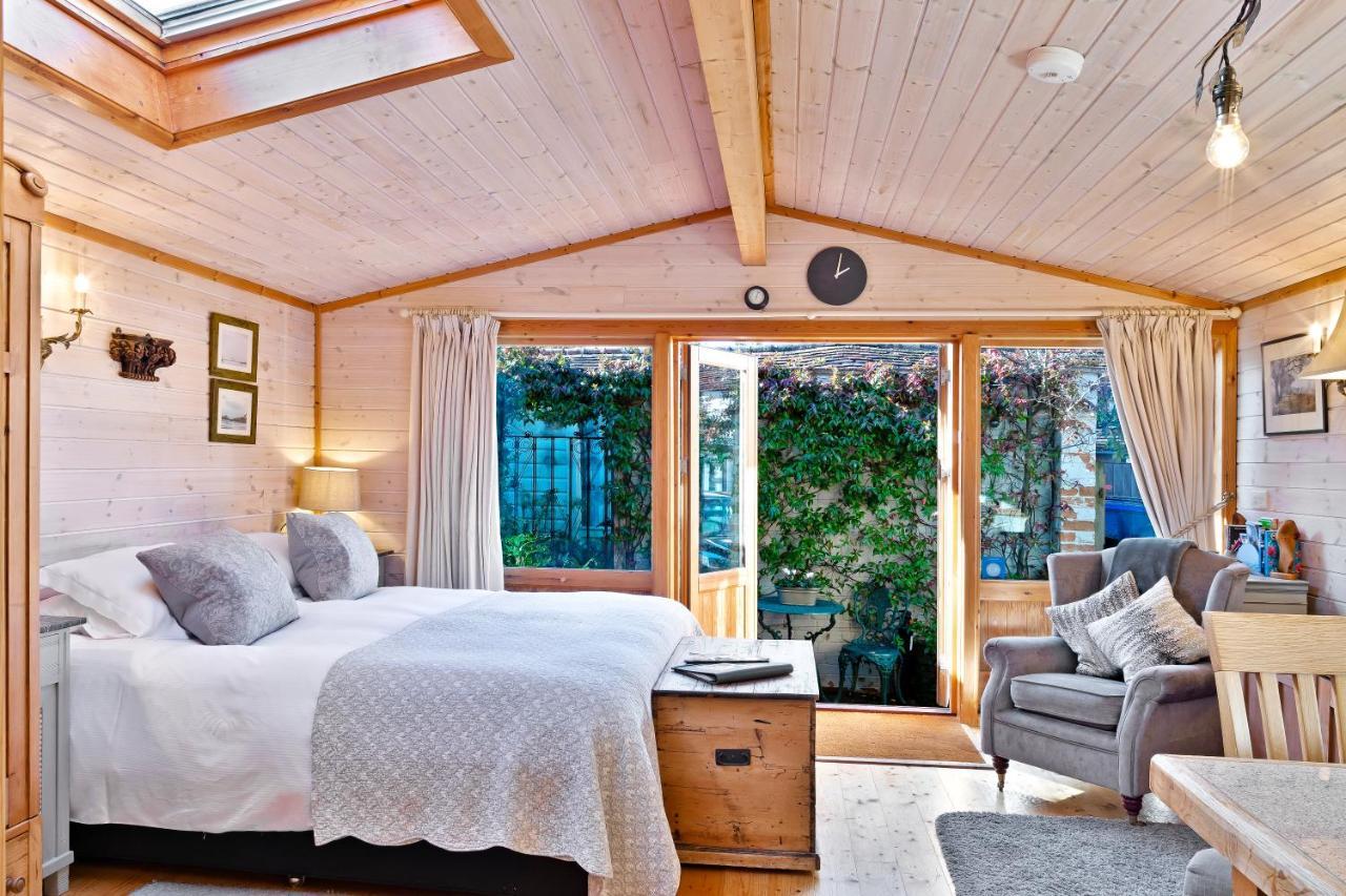 The Lodge - Luxury Lodge With Super King Size Bed, Kitchen & Shower Room Hurstpierpoint Екстериор снимка